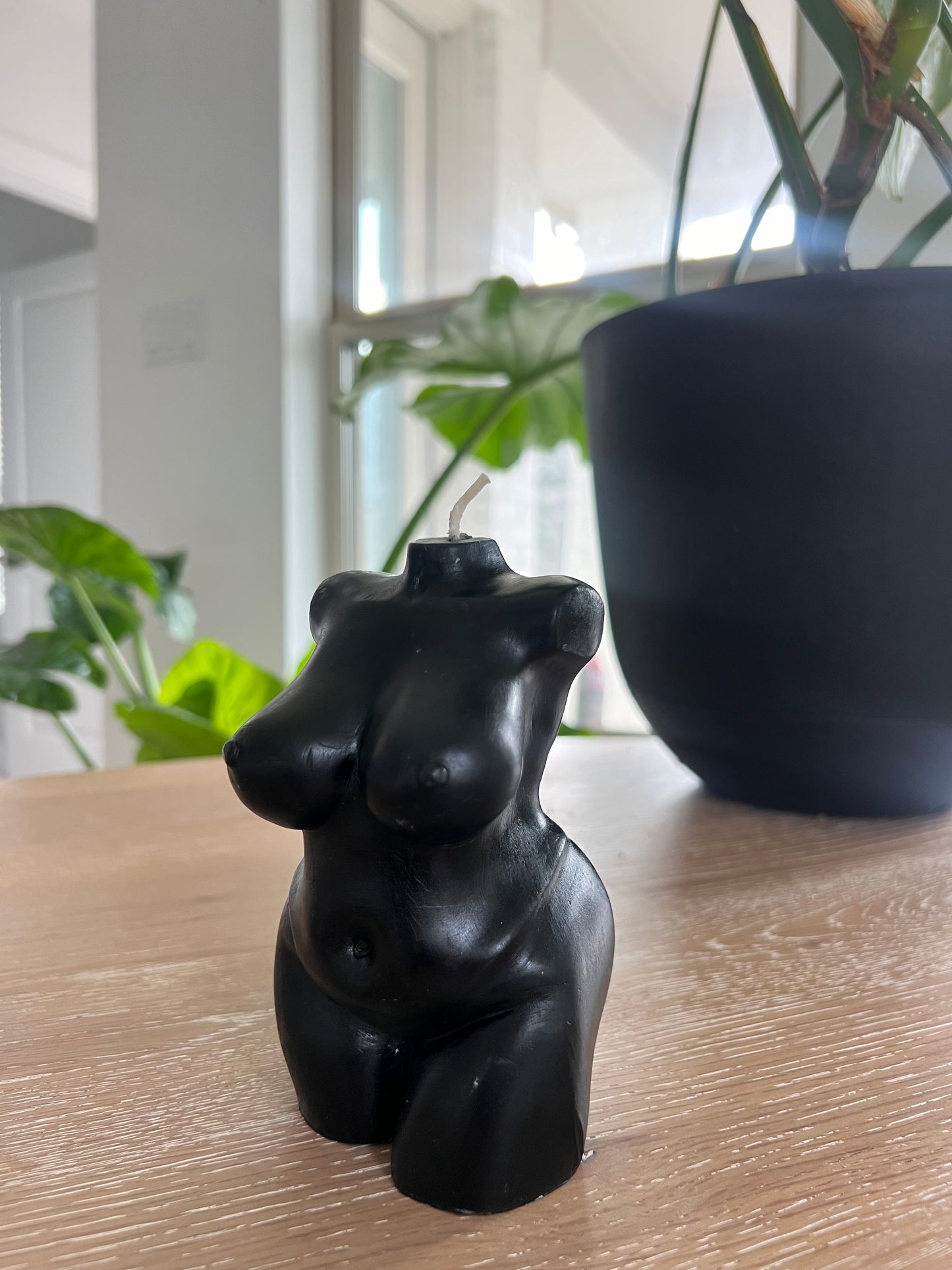 Black Resilience Body Candle